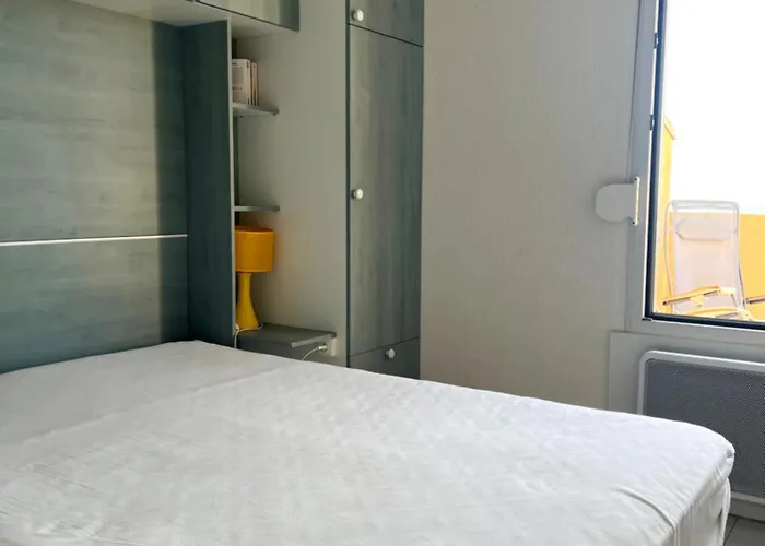 Savanna Ii Joli 3 Pieces Mezzanine Piscine Vue Rochelongue Cap D'agde Apartman Agde