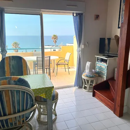 Savanna Ii Joli 3 Pieces Mezzanine Piscine Vue Rochelongue Cap D'agde Apartmán *